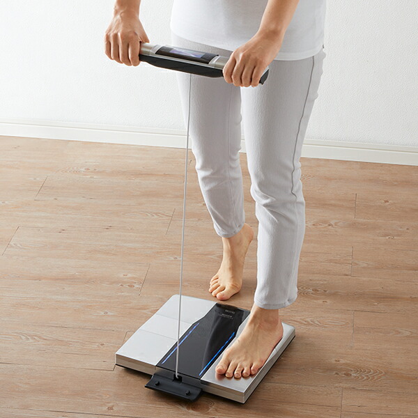 楽天市場】タニタ デュアルタイプ 体組成計 体重計 スマホ連動 RD-800