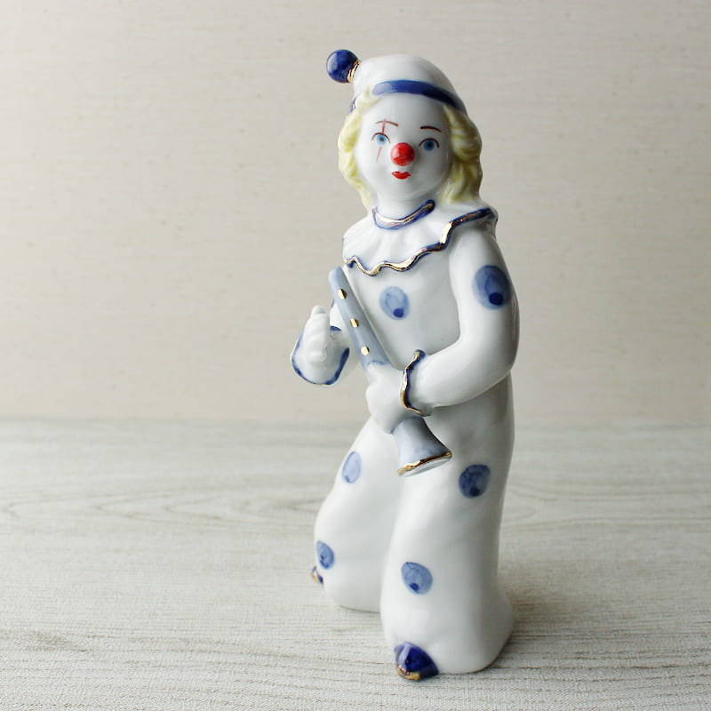 楽天市場】【アウトレット】陶磁器人形「ピエロ」 [ 高さ17.5cm