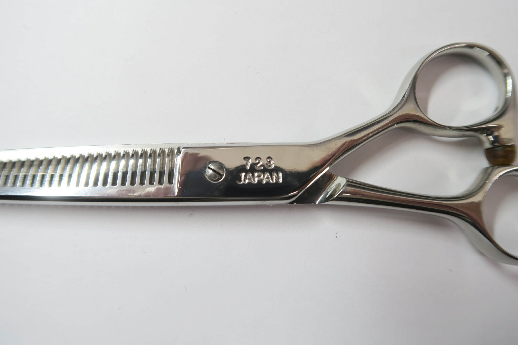 楽天市場】Dランク【光シザー HIKARI ヒカリ】 723 セニング 美容師