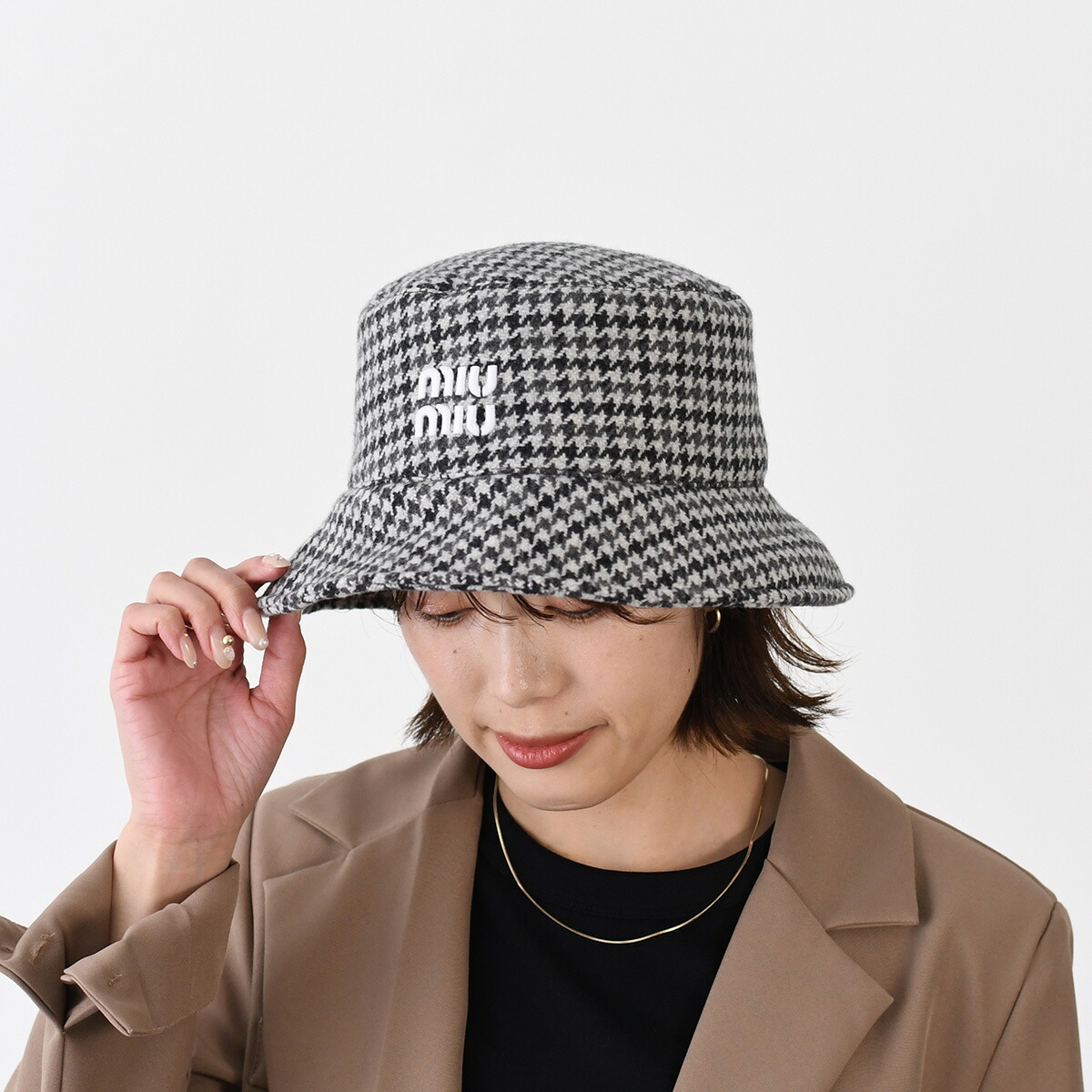 楽天市場】MIU MIU ミュウ ミュウ 帽子 バケハ フロントロゴバケット