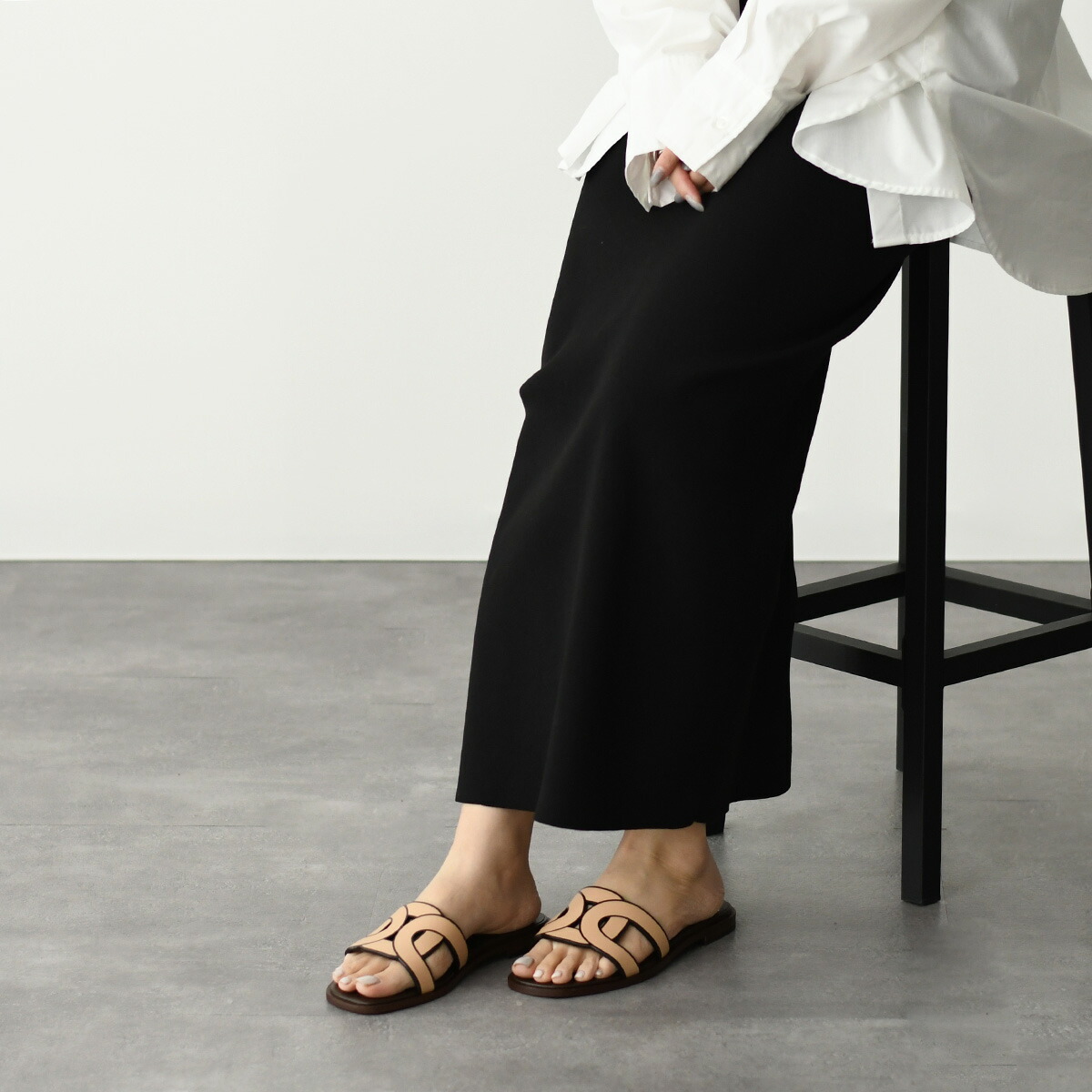 楽天市場】【2/25限定クーポン】TOD'S トッズ フラットサンダル 靴