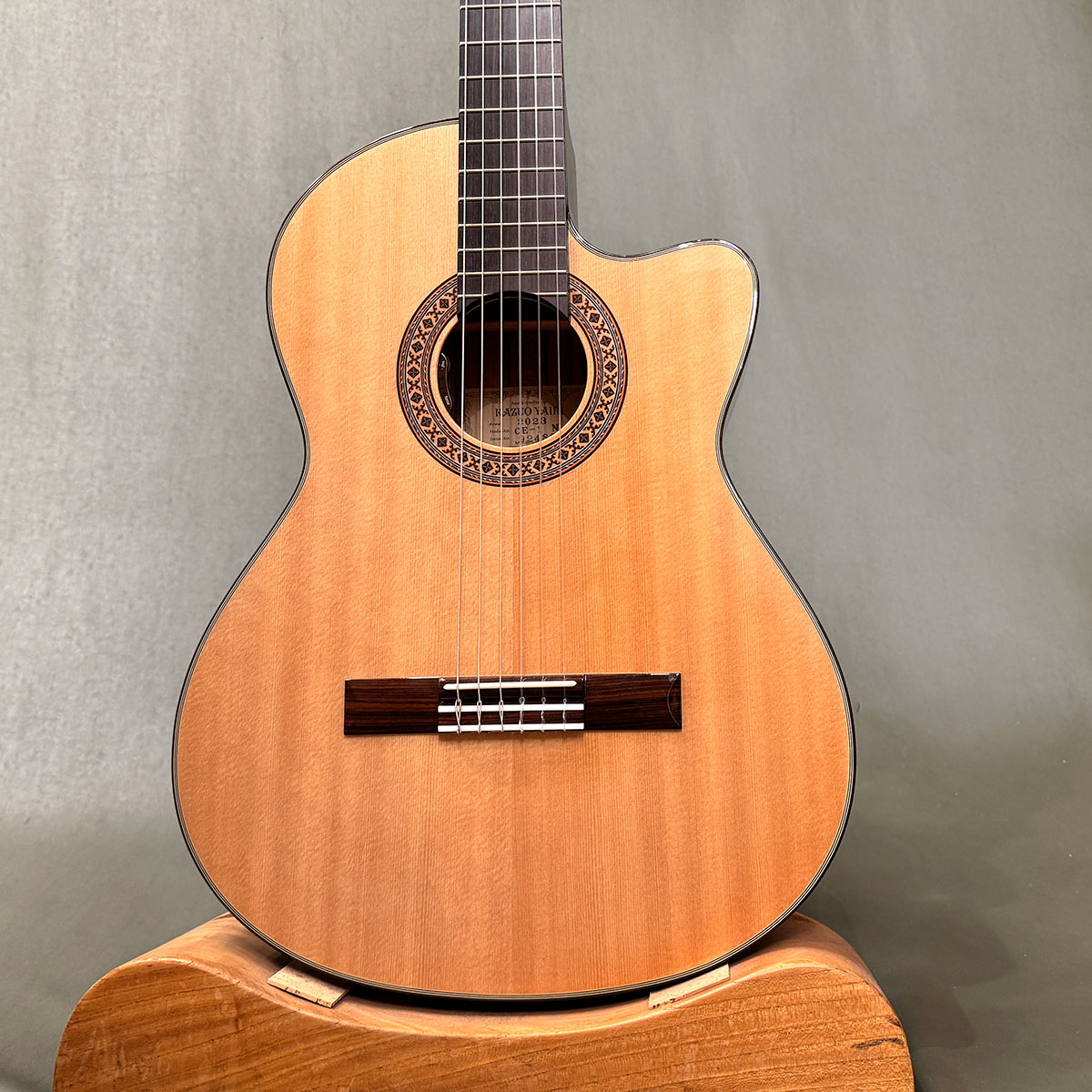 楽天市場】【新品】K.ヤイリ CE-1 エレガット K. Yairi CE-1 N : 下倉