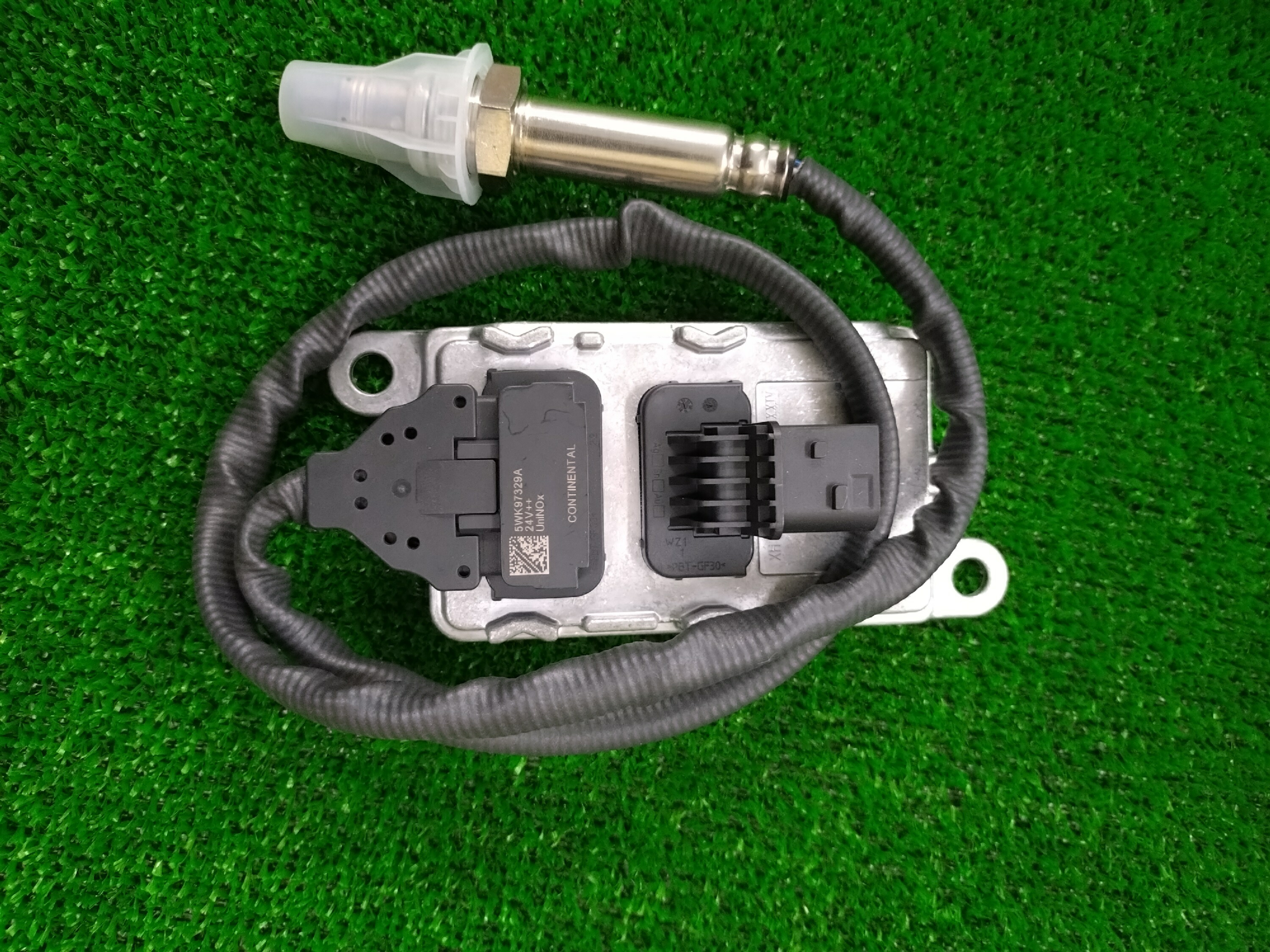 楽天市場】NOxセンサー ファイター 三菱ふそう 純正品番／上流