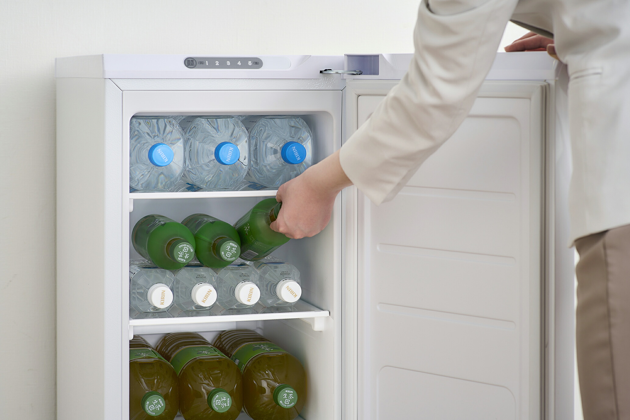 楽天市場】スリム冷蔵庫 IRSN-8A-W アイリスオーヤマ 80L セカンド