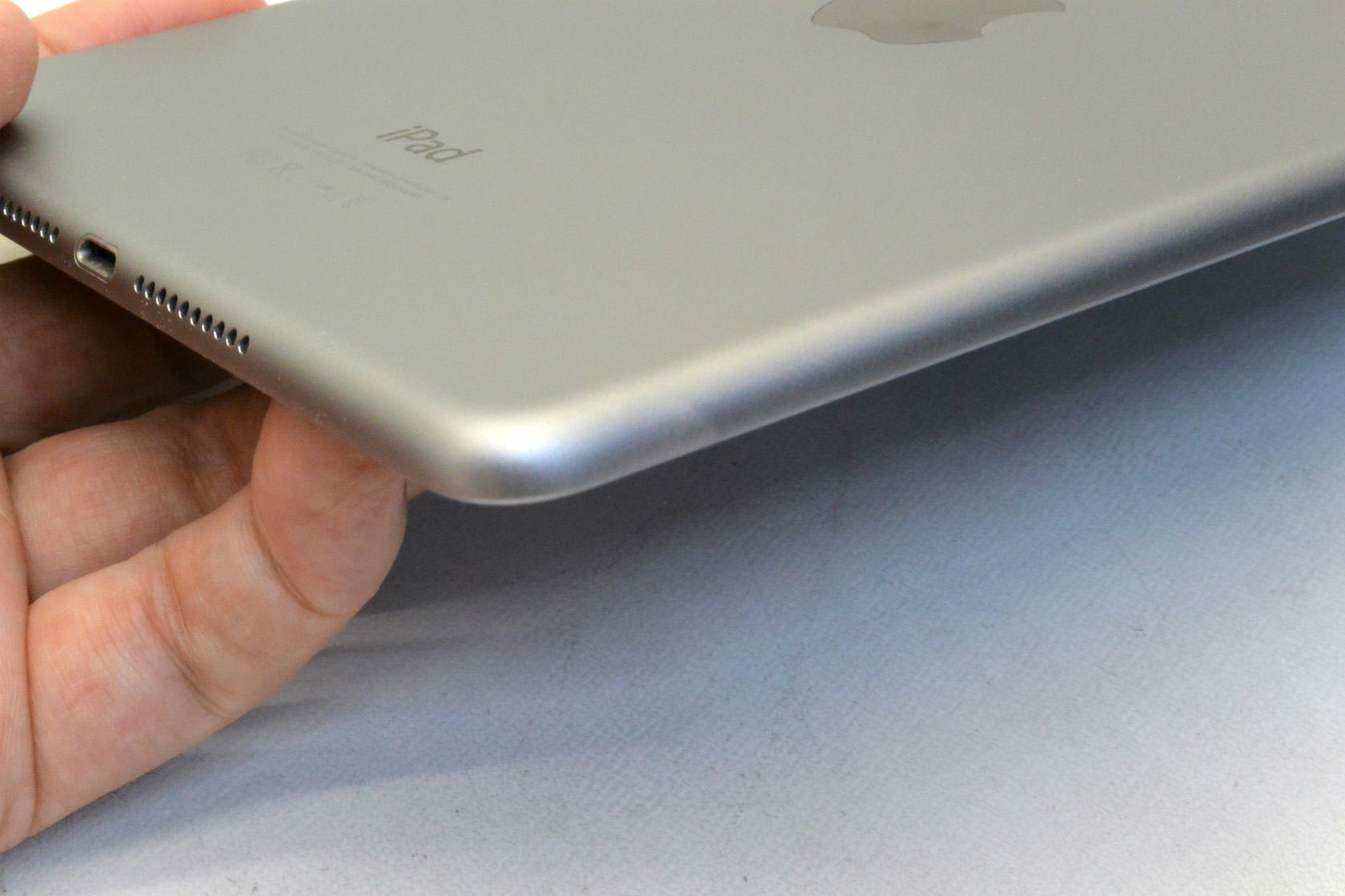 楽天市場】Wi-Fiモデル Apple iPad mini4 Wi-Fi 16GB iPadOS15.8.4