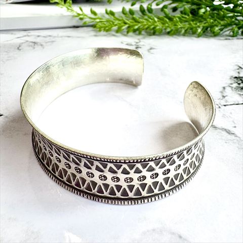 楽天市場】【送料無料】カレンシルバー カレン族バングル シルバー925