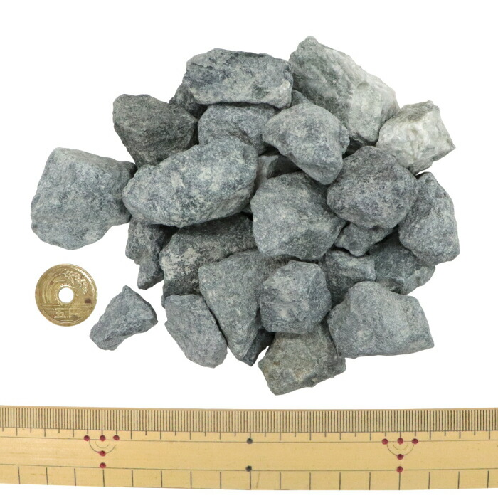 楽天市場】青砕石 20-30mm [4号] 1000kg (20kg×50袋) | 大量 砂利 1