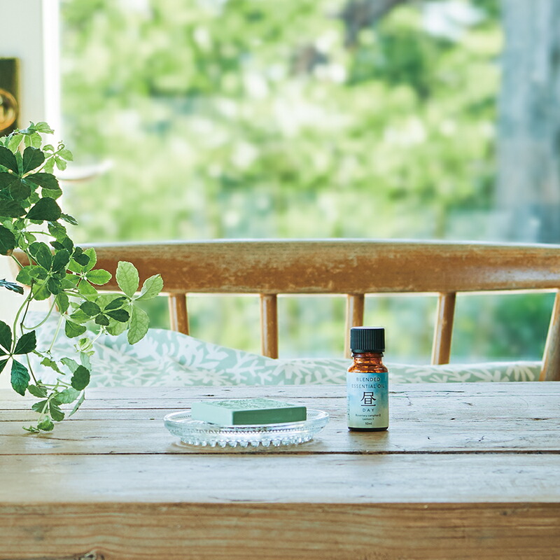 楽天市場】【 生活の木 公式 】ブレンドエッセンシャルオイル 昼 -DAY