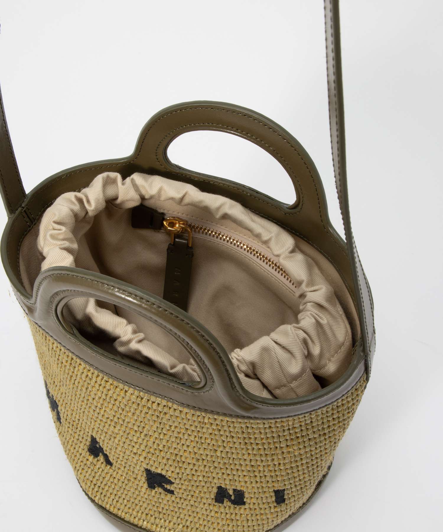 楽天市場】マルニ MARNI SCMP0056Q1 P3860 ショルダーバッグ かご