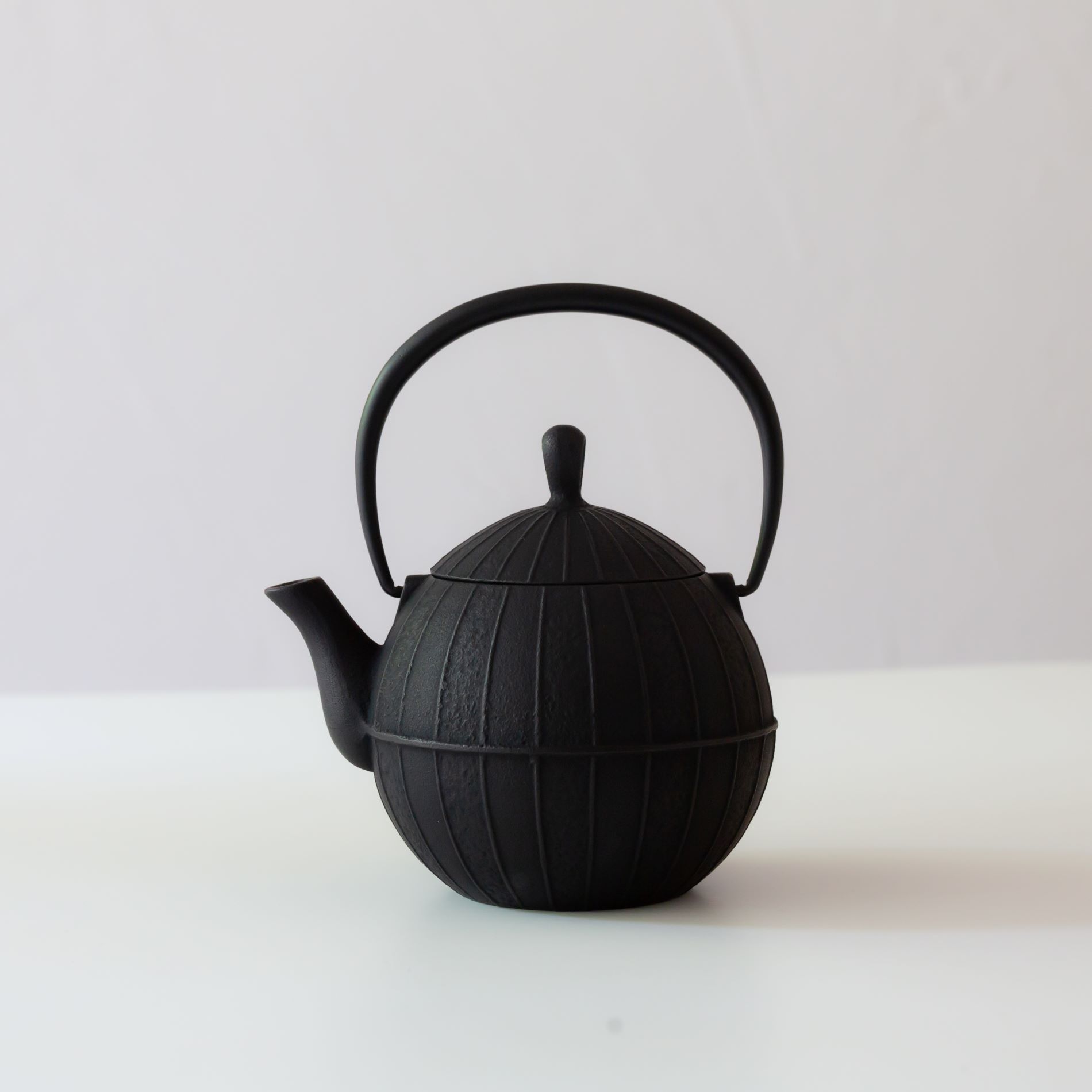 南部鉄器 四角型鉄瓶 小槌型の蓋 南部盛岡三厳堂 『卸玄