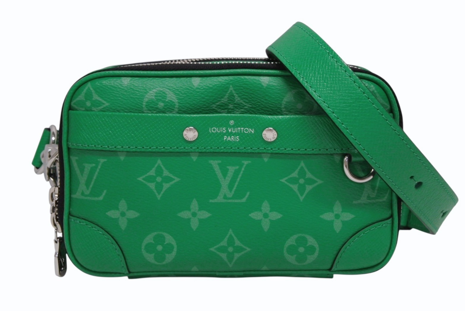 ルイ・ヴィトン(LOUIS VUITTON) タイガ(taiga) 中古 メッセンジャー