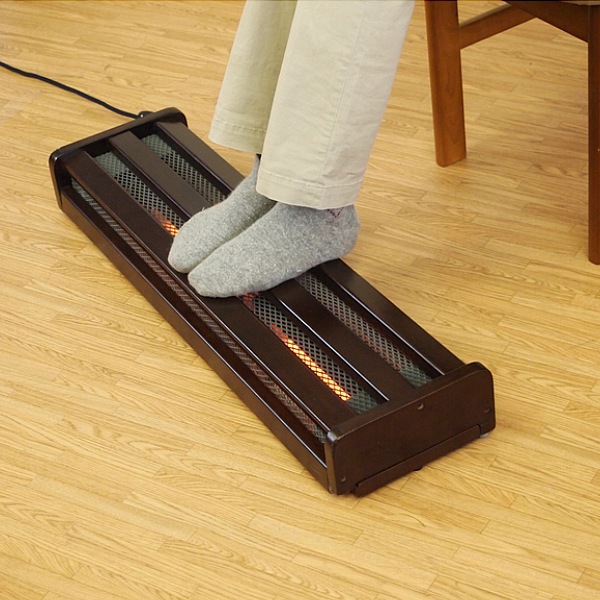 楽天市場】【ランキング1位獲得】 足置きフットヒーター 小 家電