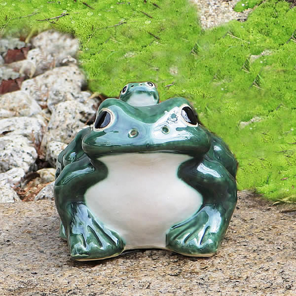 楽天市場】【38時間限定20%OFFクーポン配布中】信楽焼 6号青蛙 縁起物