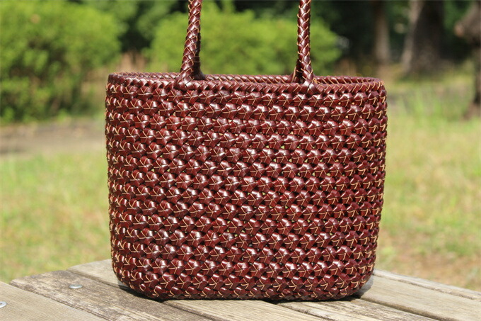 楽天市場】母の日 ギフト プレゼント 牛革 革編み込み 山葡萄風 六角花