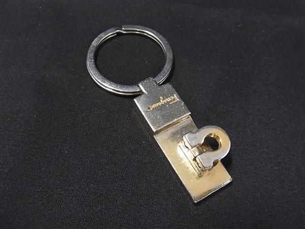 楽天市場】フェラガモ キーホルダー ガンチーニの通販