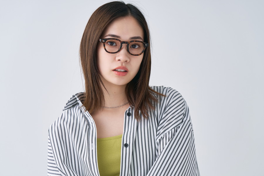 楽天市場】|ウェリントン型 めがね（ブラウン） Zoff AOI IHARA ゾフ