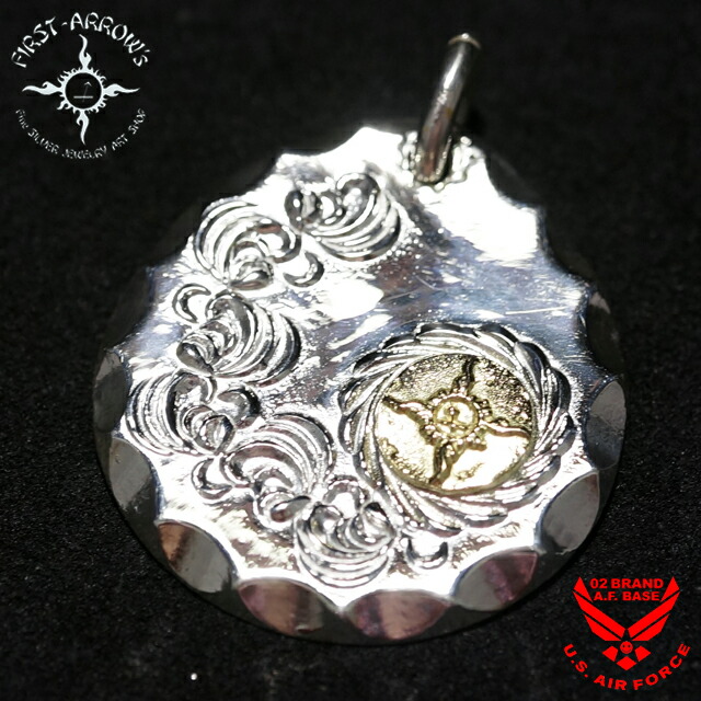 楽天市場】ポイント2倍!!ファーストアローズ K18付 浮きカラ草彫り