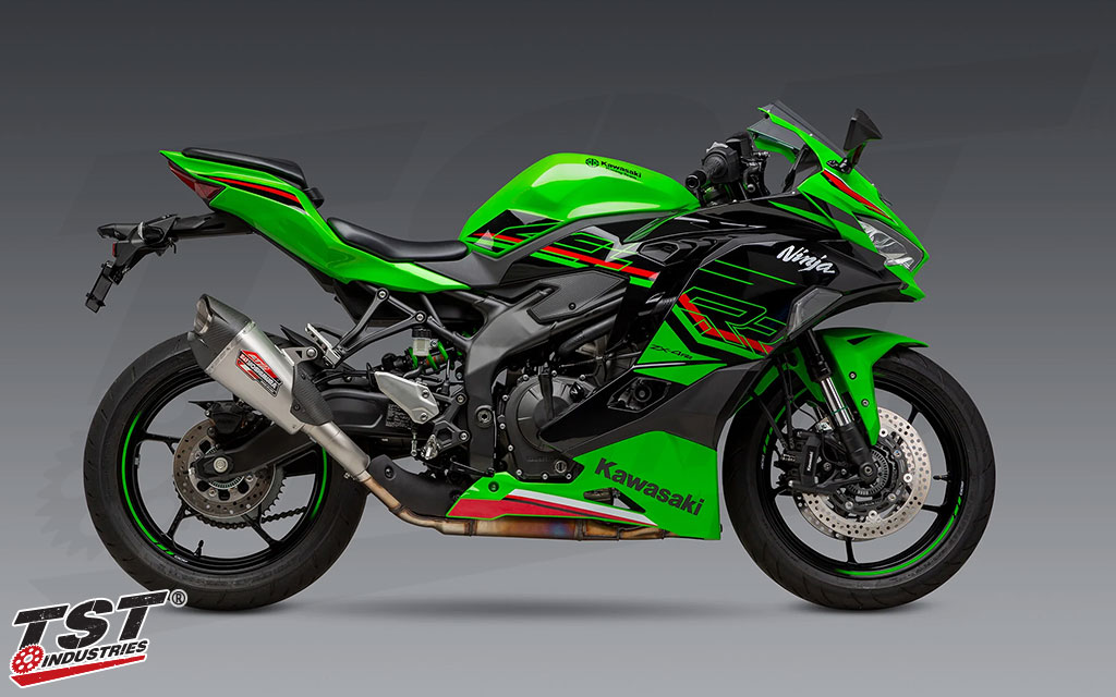 Yoshimura AT2 Slip-On Exhaust | Kawasaki ZX-4RR / ZX-4R