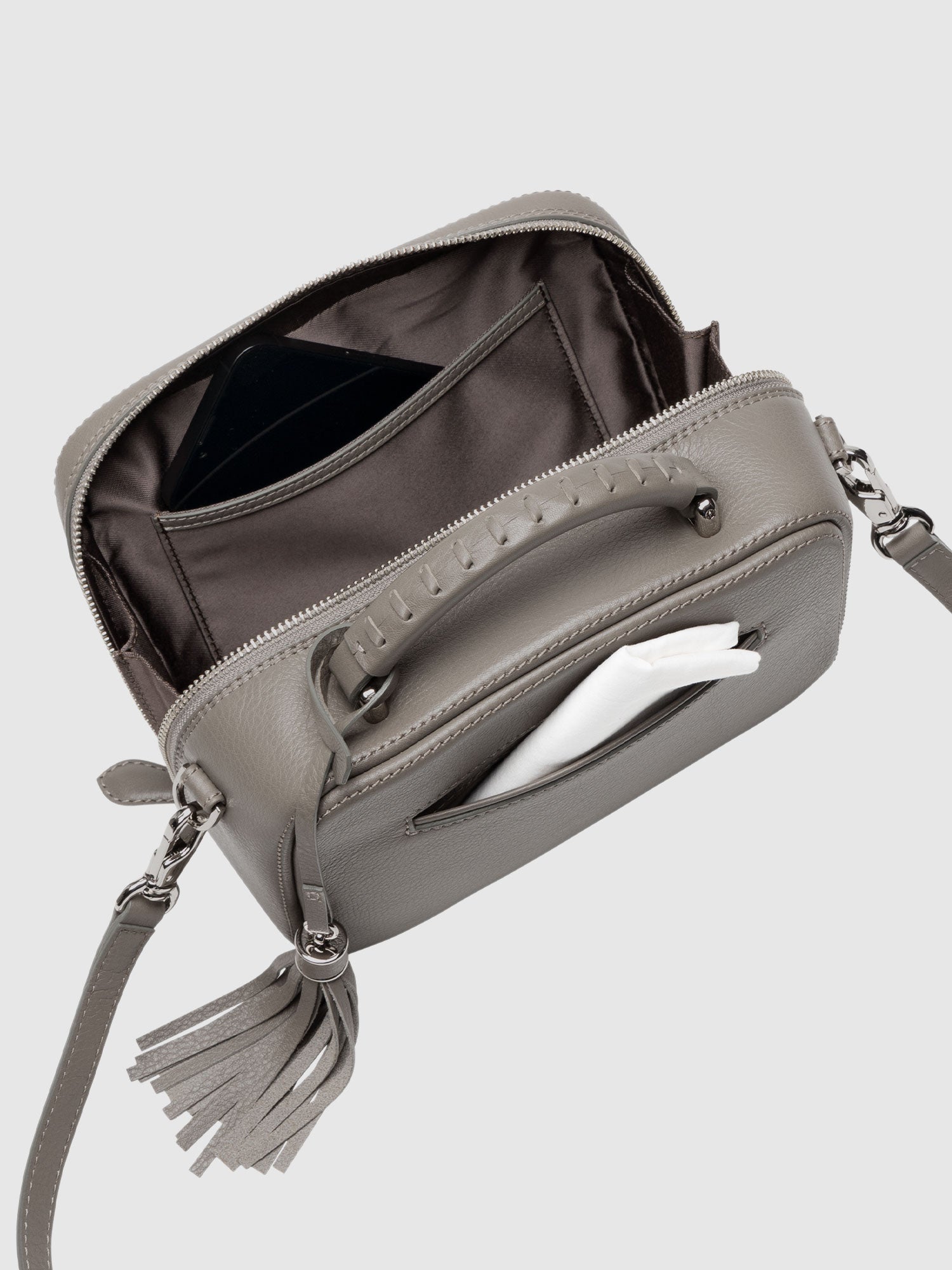 新色・数量限定色】クラルテ スウィングミニショルダー – ショルダー