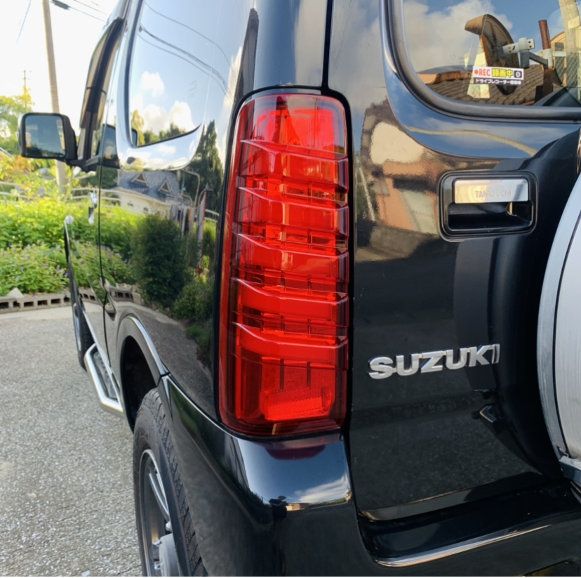 ジムニーをLEDテールランプへ（カスタム初級）｜ダズフェローズの