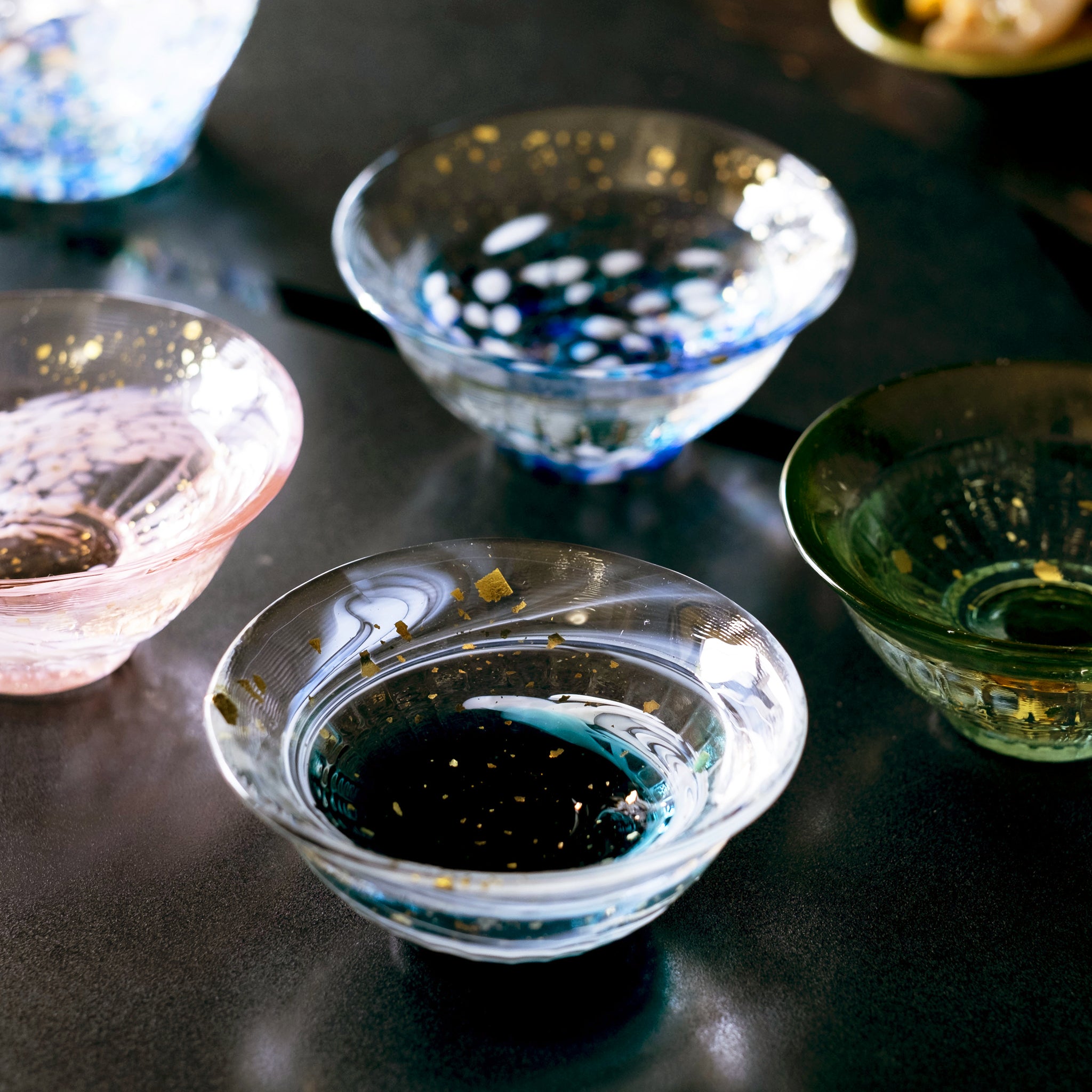 津軽びいどろ 爽華 金彩 盃 初夏 | 日本酒を楽しむための上品なガラス