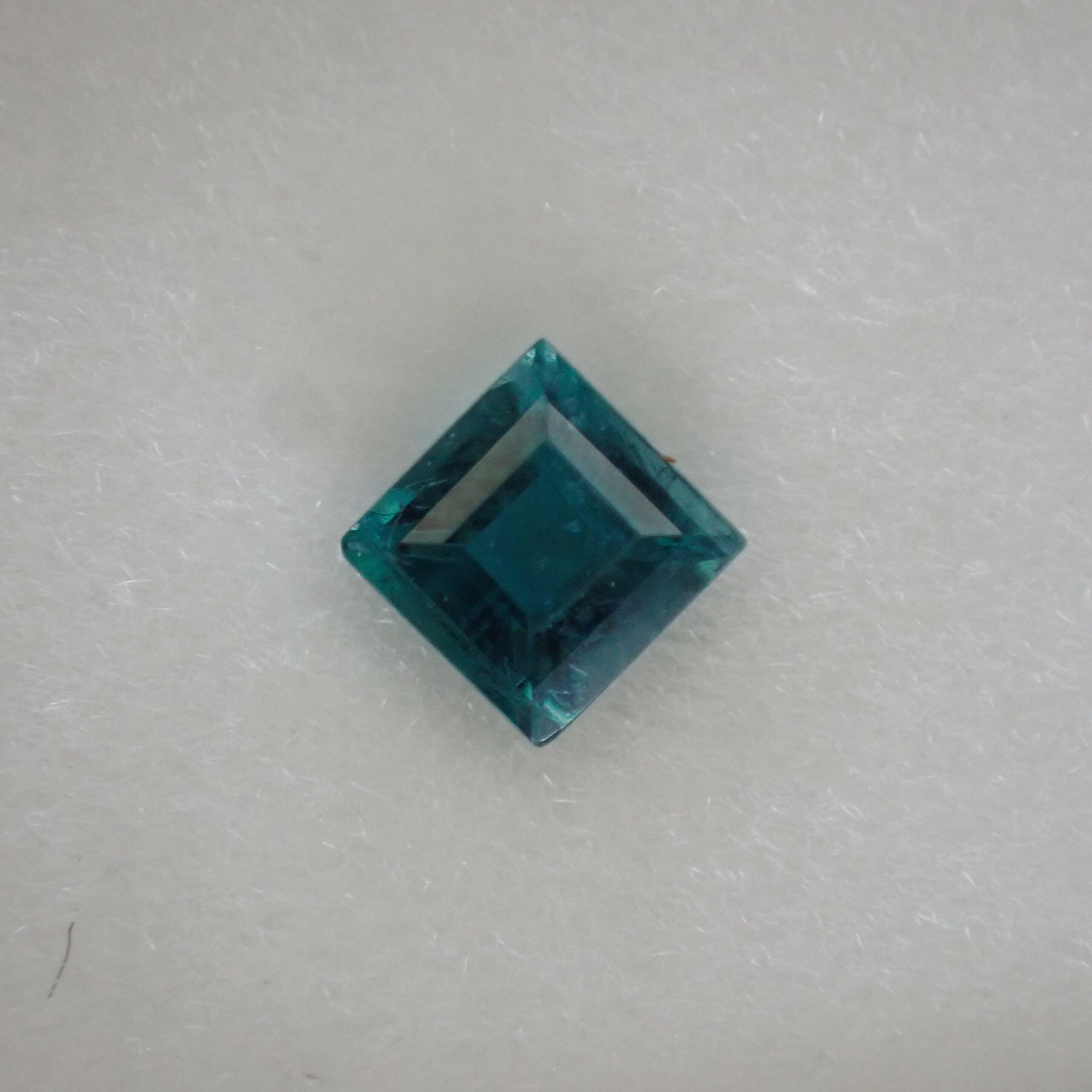 存在感◎ グランディディエライト 0.091ct | 宝石つむり