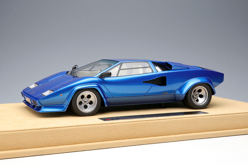 IM065A IDEA 1/18 Lamborghini Countach LP5000S 1982 メタリック