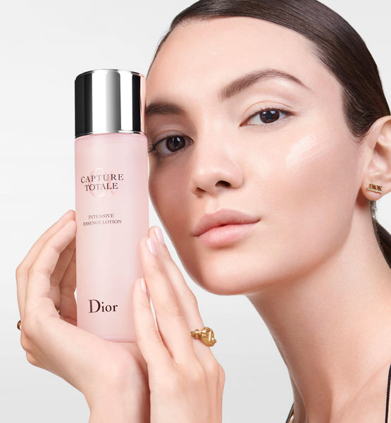 CAPTURE TOTALE INTENSIVE ESSENCE LOTION | DIOR TR
