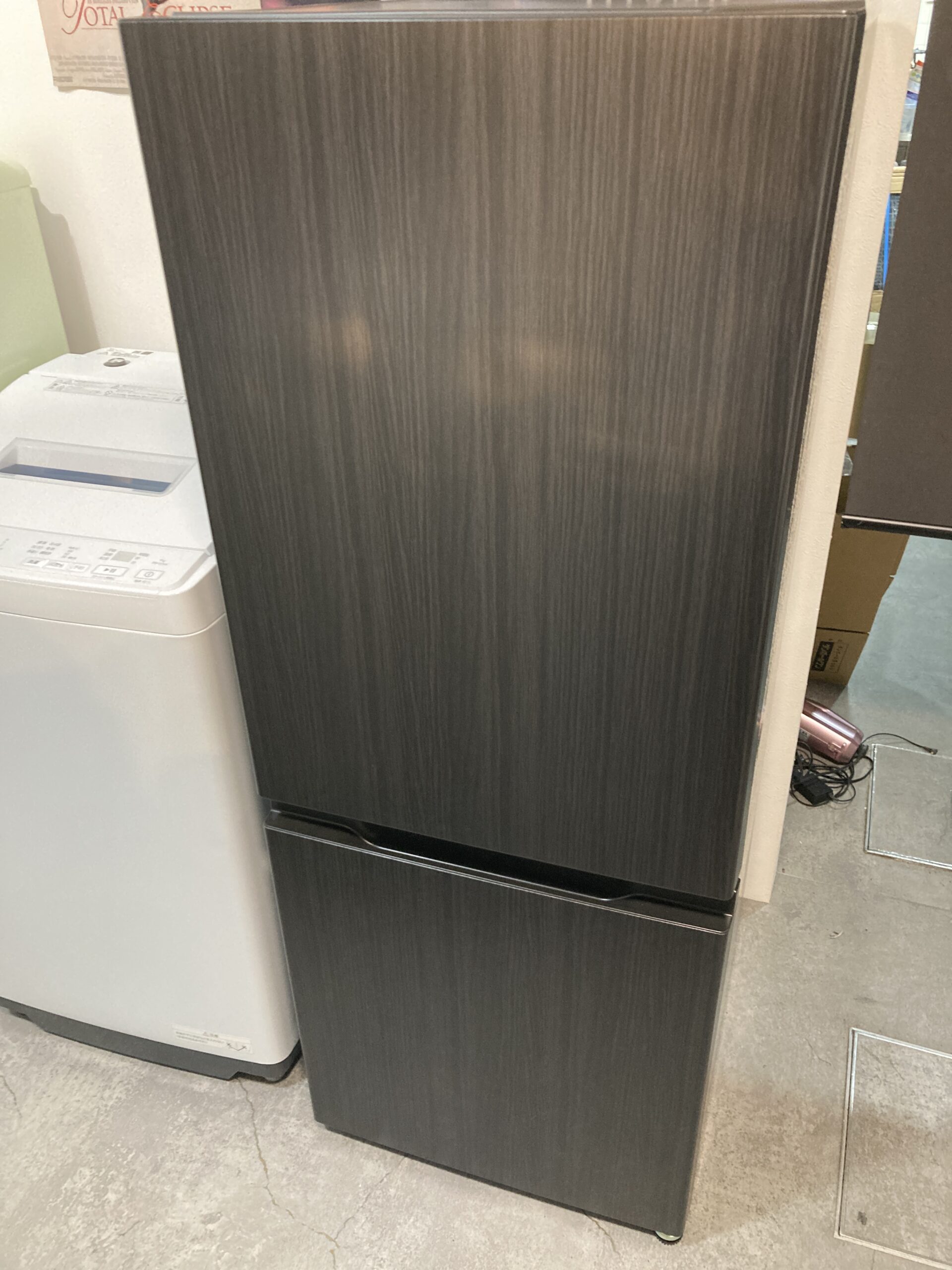 アビテラックス 冷蔵庫 90L 2022年製 AR-960ED 中古品販売 - 広島の