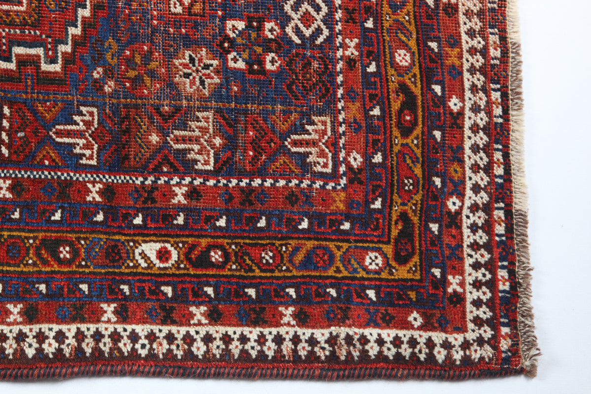 Antique Shirazi Qashqai Carpet – Karavan Treasures from Turkey