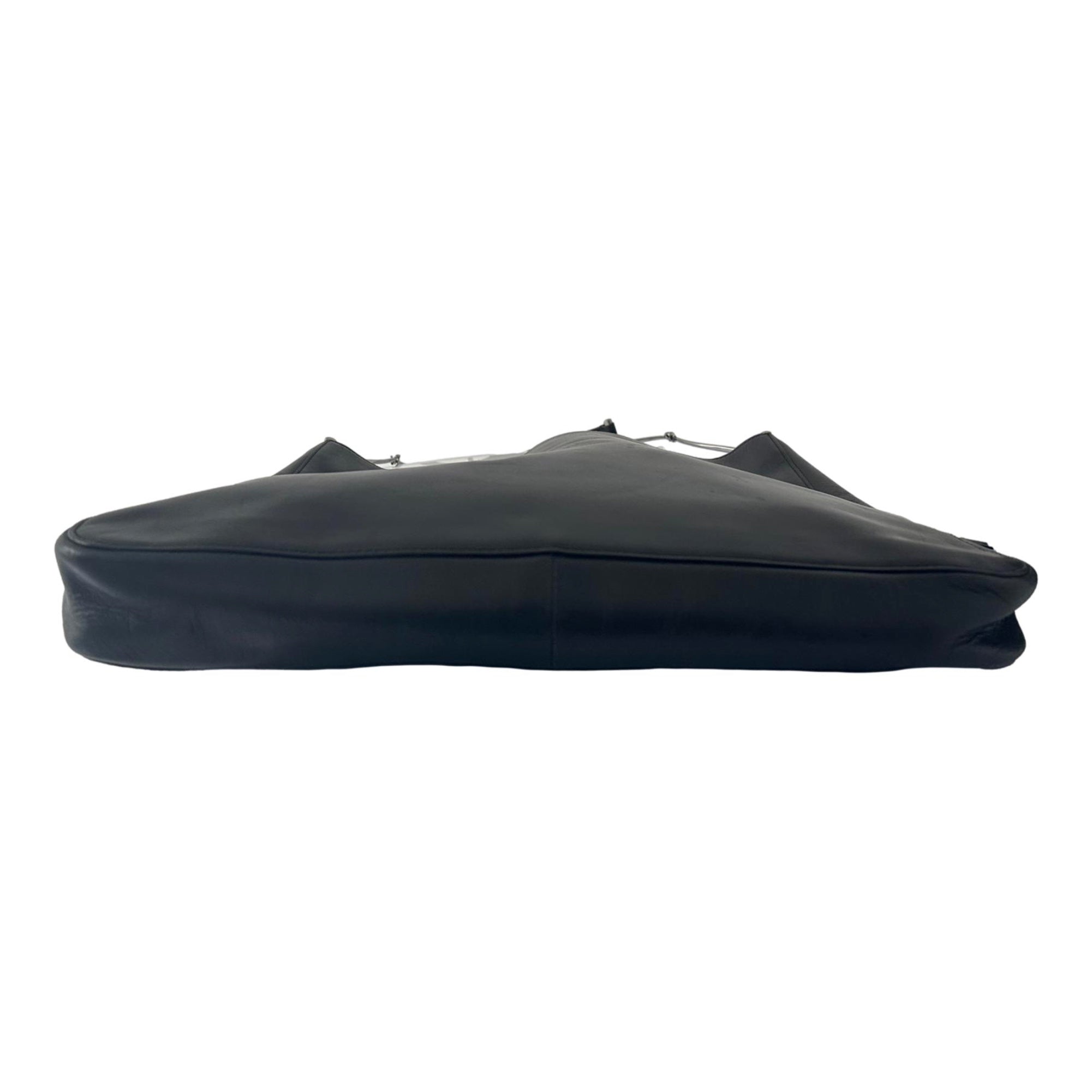 Gucci x Tom Ford Black Leather Horsebit Shoulder Bag – Treasures