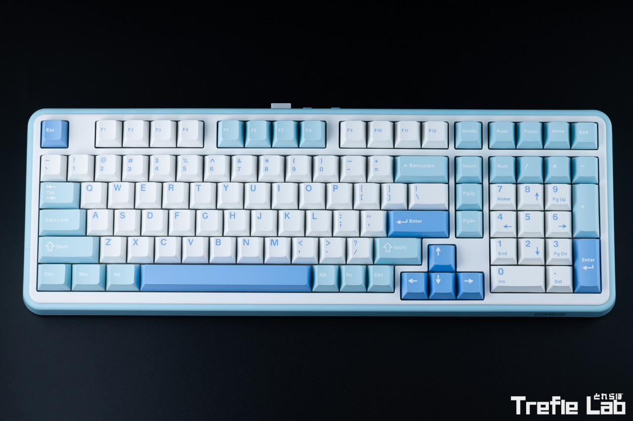 Epomaker TH99 レビュー ほぼフルサイズキーボード、可愛い配色と優れ