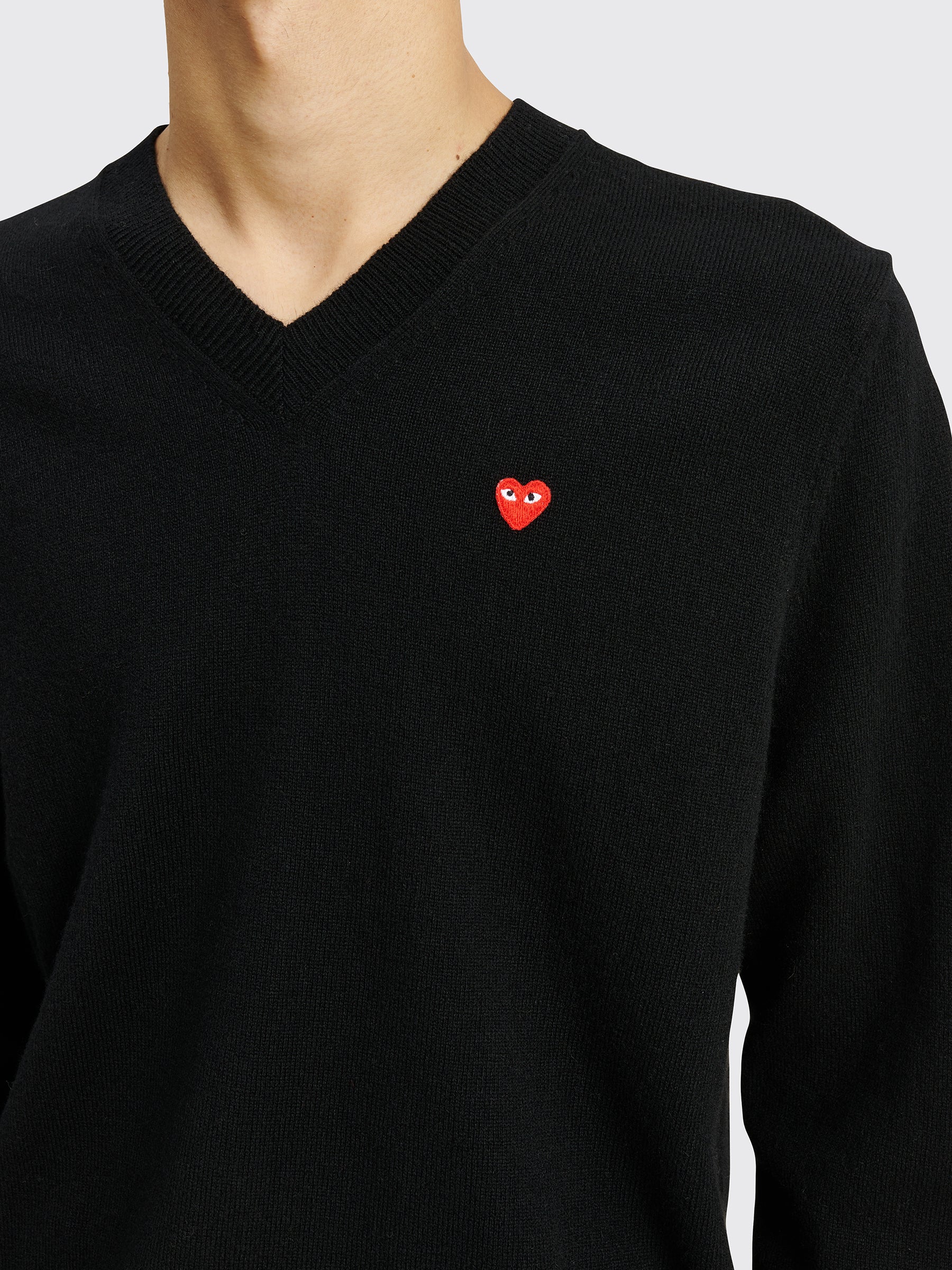 Comme des Garçons Play Mini Heart V-Neck Knit Sweater Black – Très