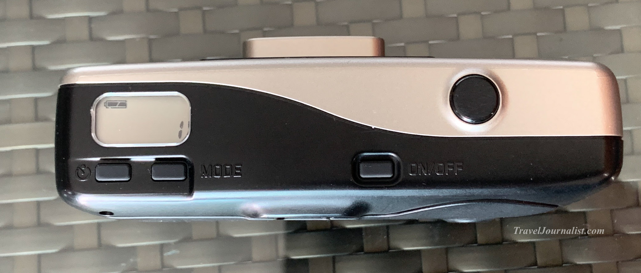 Leica Mini 3 review with Kodak TX 400 and Portra 400 in Bangkok