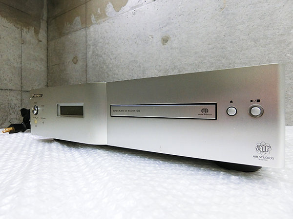 パイオニアのスーパーオーディオCDプレーヤーPD-D9を買取致しました！