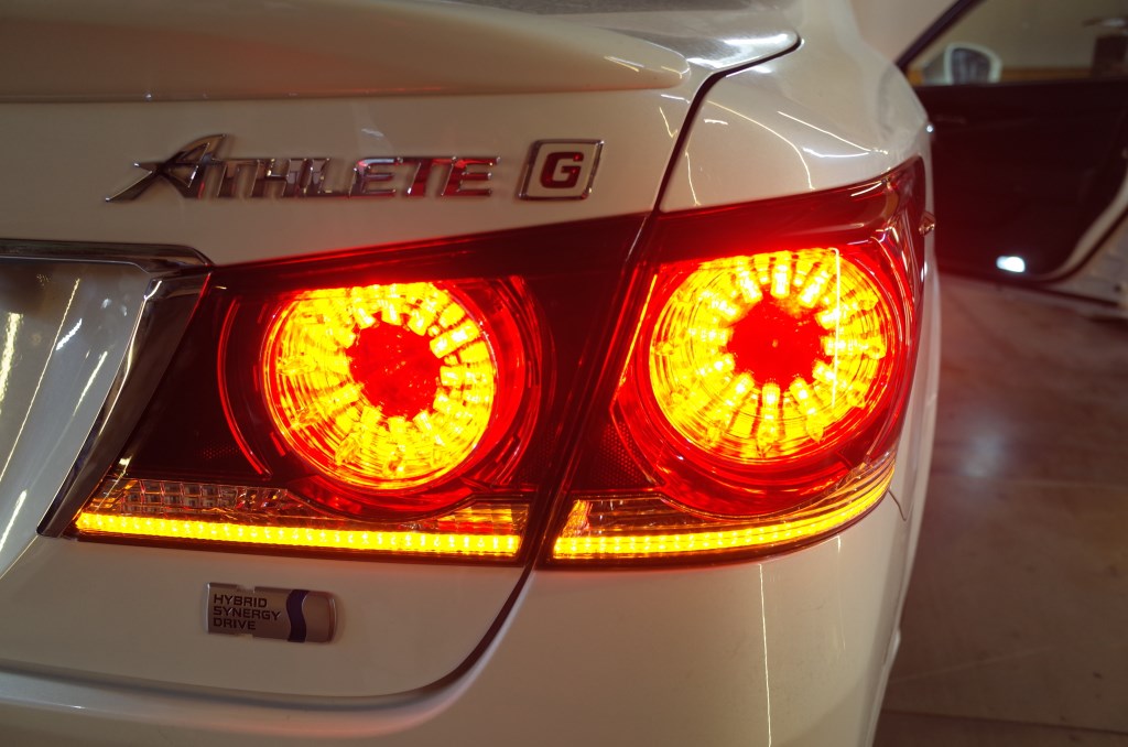 前期210系クラウンアスリートのヘッドライト＆テールランプ