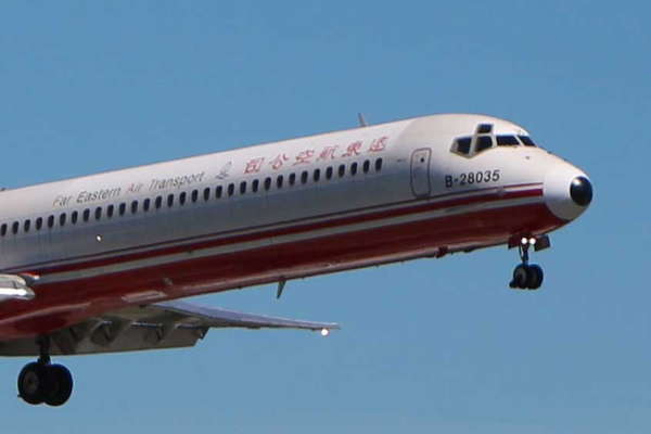 空港にまさかの”放置プレイ”の「日本じゃ激レア旅客機」に買い手出現