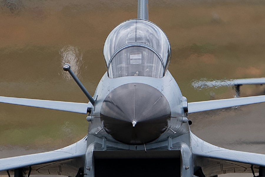 中国製戦闘機」アフリカで初の顧客か!? 米露の戦闘機を断り購入した