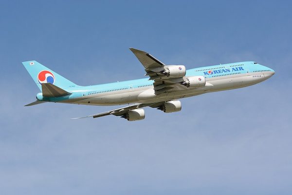 生まれ変わりし貴重ジャンボ」全貌現る！ デザイン刷新の「大韓航空
