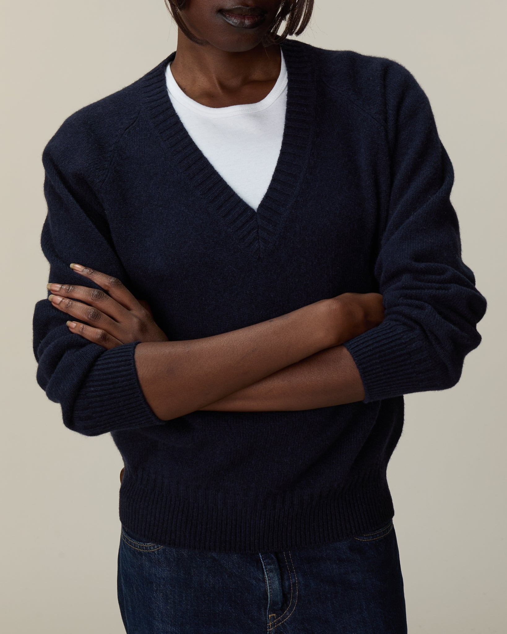 Women's navy cashmere V-neck | Tricot