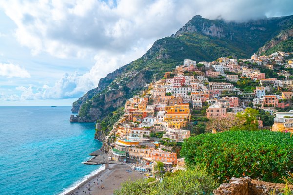 その美しさ、まるで海外！日本なのに外国みたいな「そっくり絶景