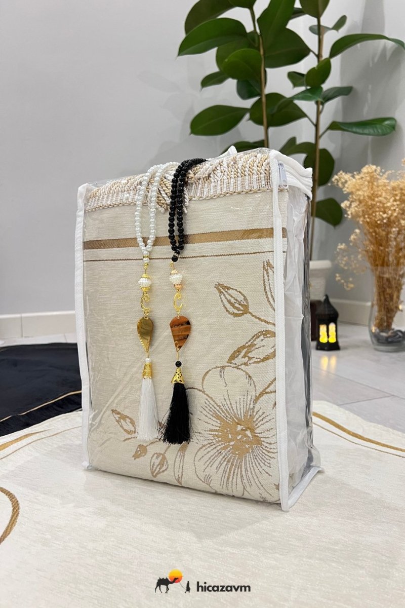 カツルミ Pray カツルミ Pray