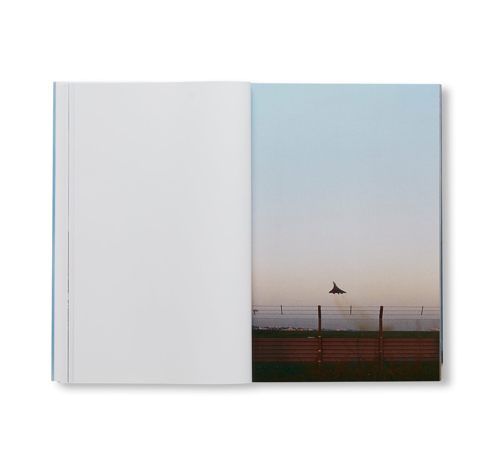 CONCORDE by Wolfgang Tillmans – twelvebooks