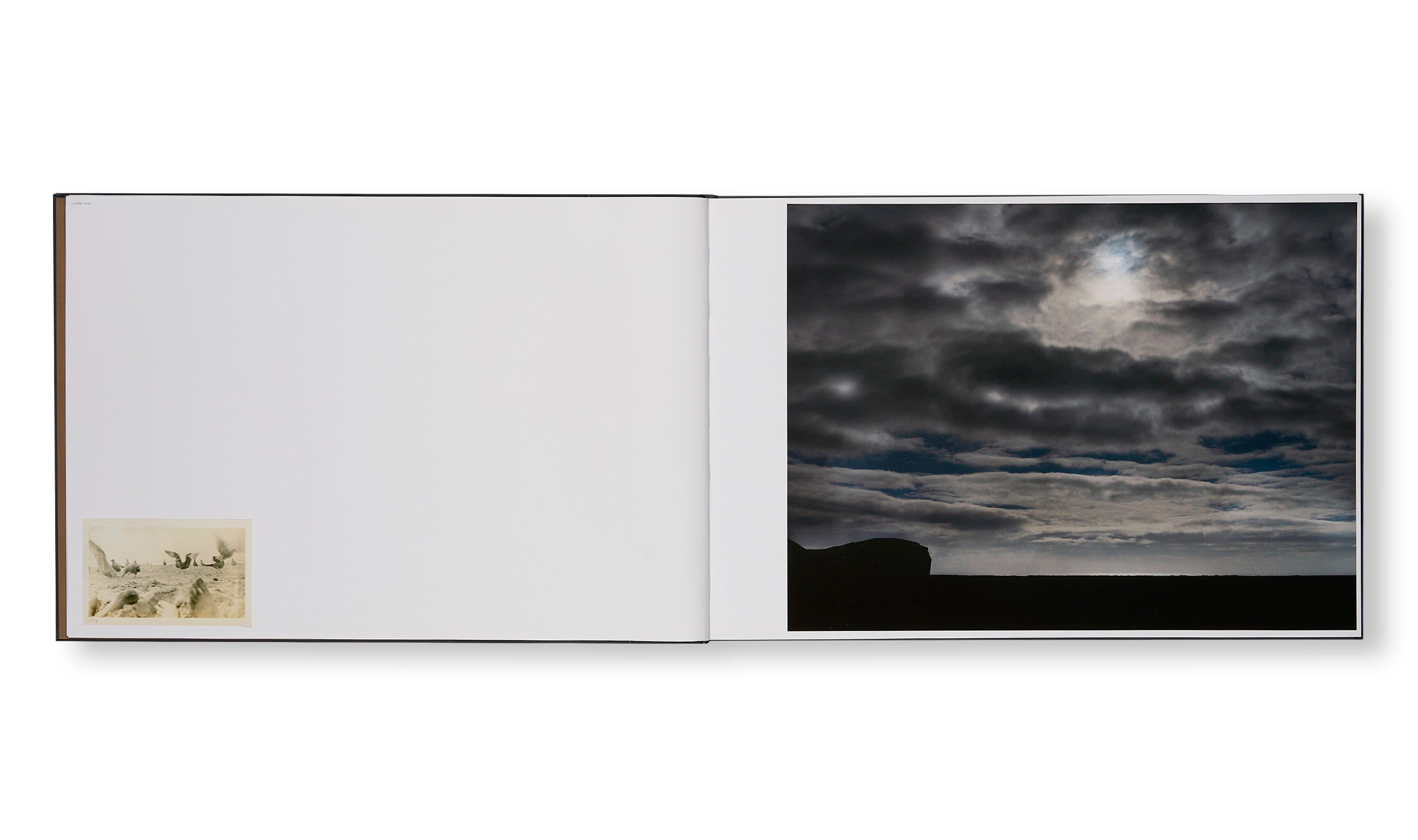 THE END SENDS ADVANCE WARNING by Todd Hido – twelvebooks