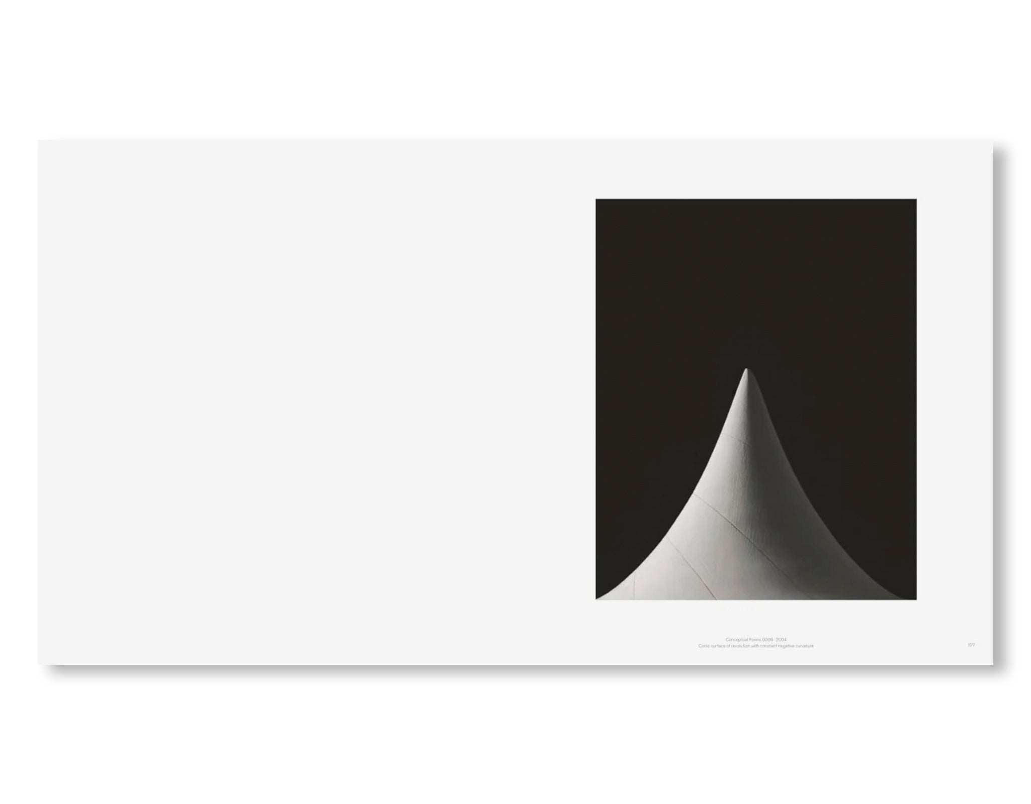 TIME MACHINE by Hiroshi Sugimoto – twelvebooks