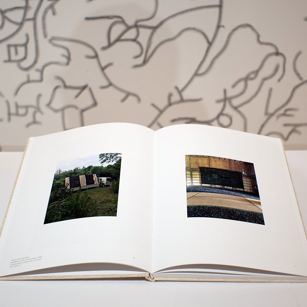 RED RIGHT RETURN charles munka