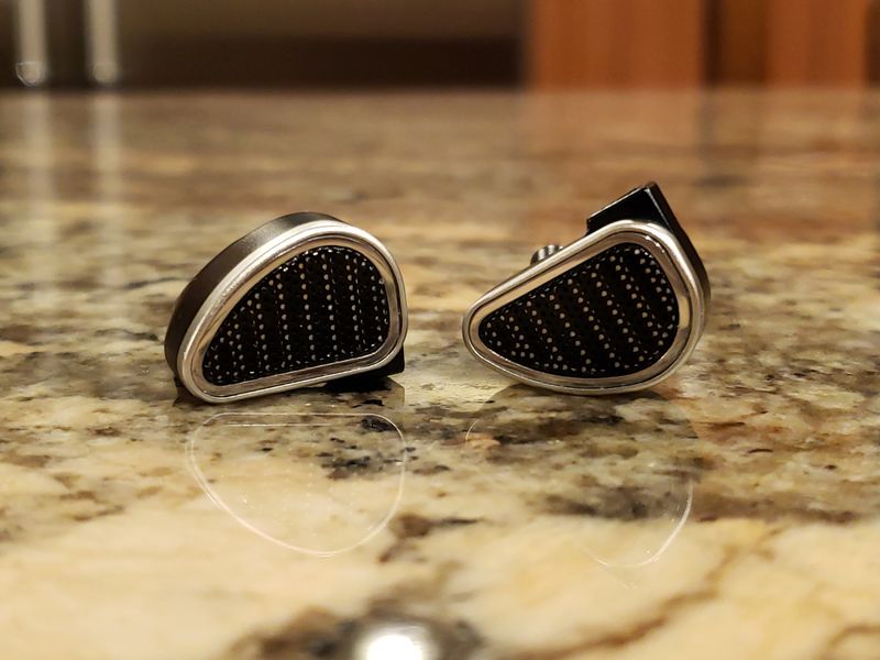 64audio-duo-13.jpg?w=800&h=600