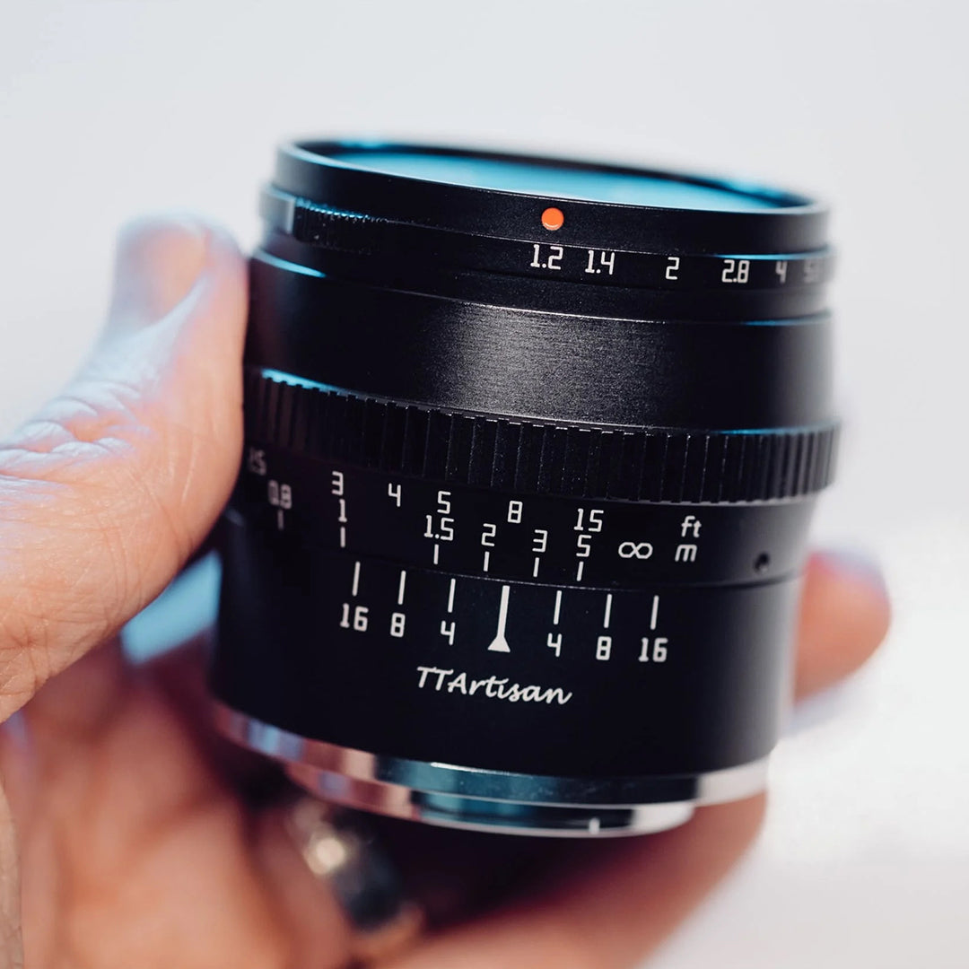 APS-C 50mm F1.2 – TTArtisan