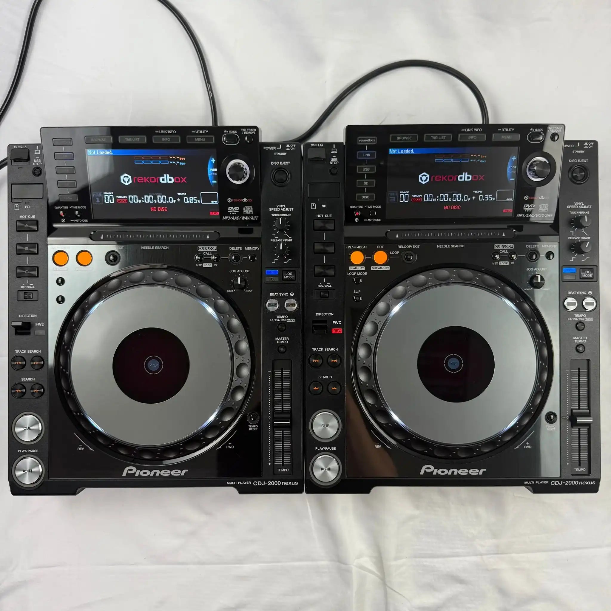 Pair of Pioneer CDJ 2000 Nexus NXS Players - FREE 24H Shipping