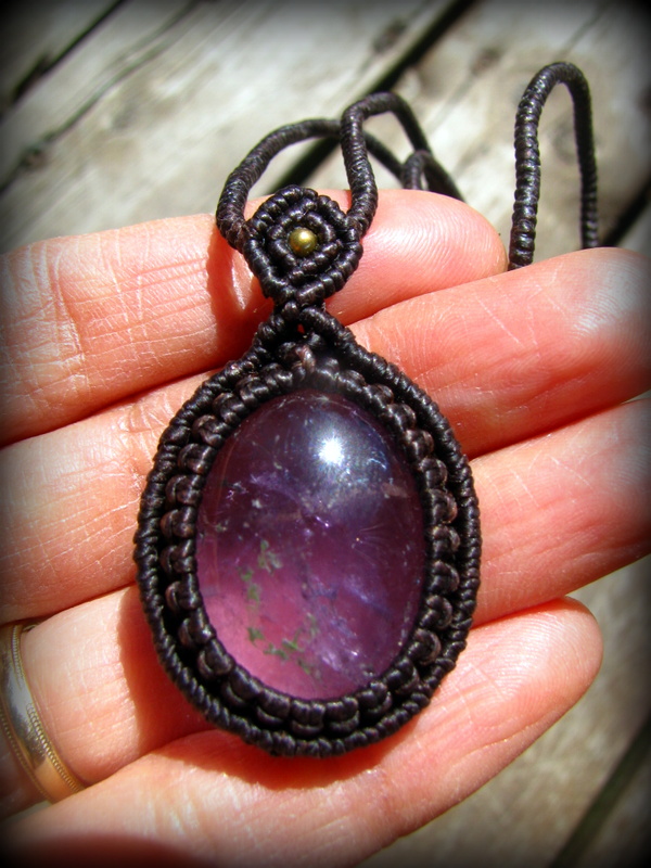 ガーデンアメジストのマクラメ編みシンプルネックレス*クローライト